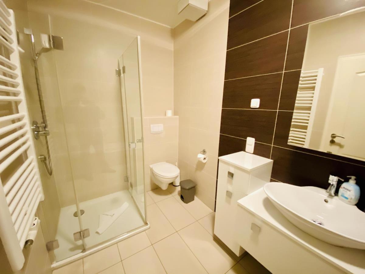 Kobold Apartment Росток Екстериор снимка